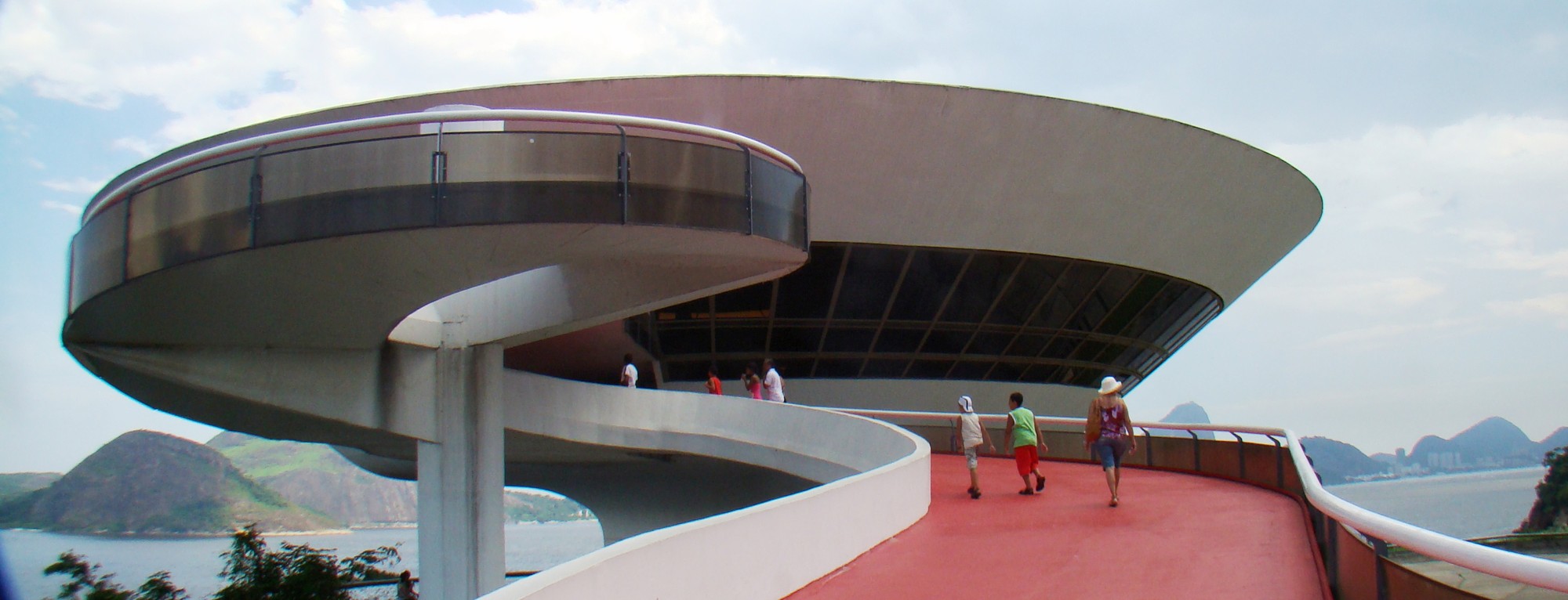 Oscar Niemeyer museum