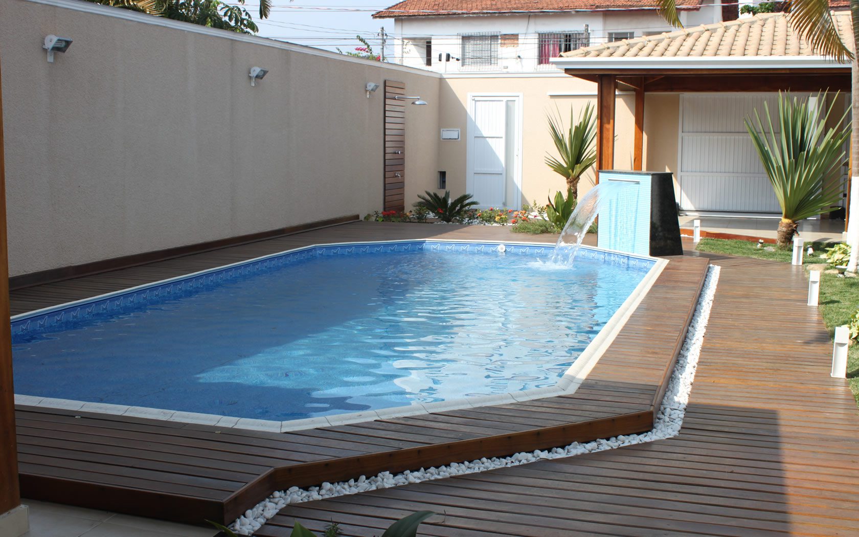 casas com piscinas