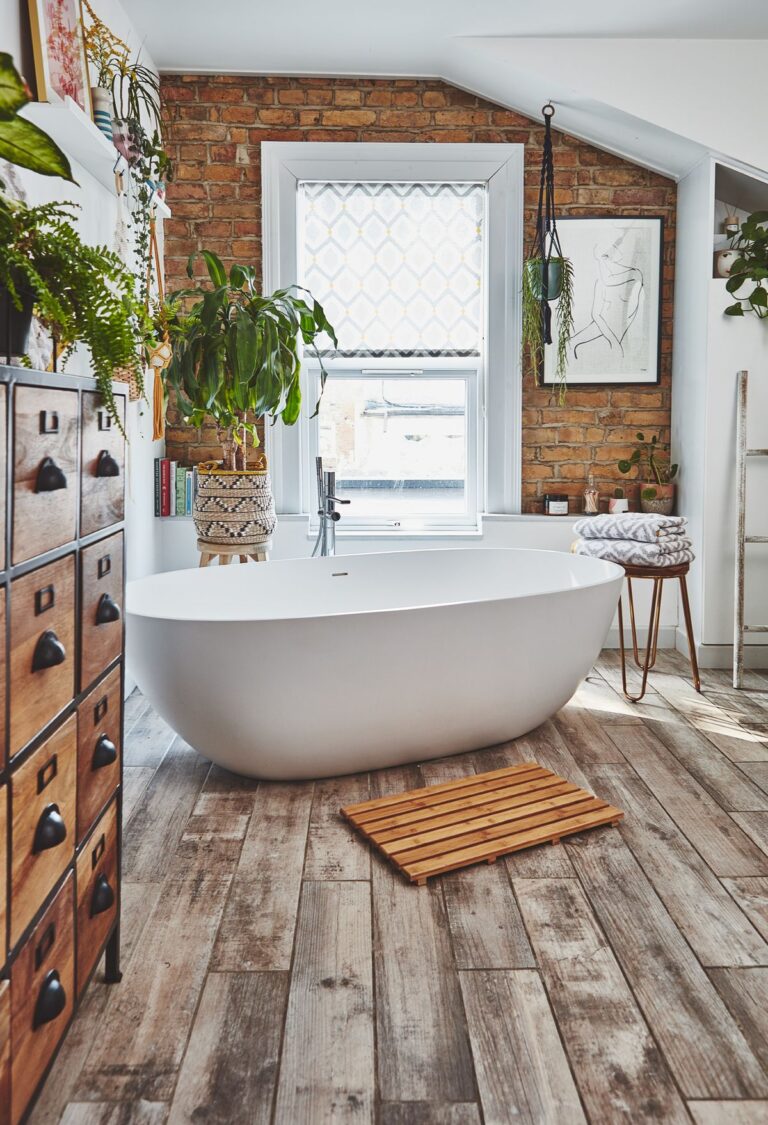 Ideias e Dicas de Decoração De Banheiro Amadeirado
