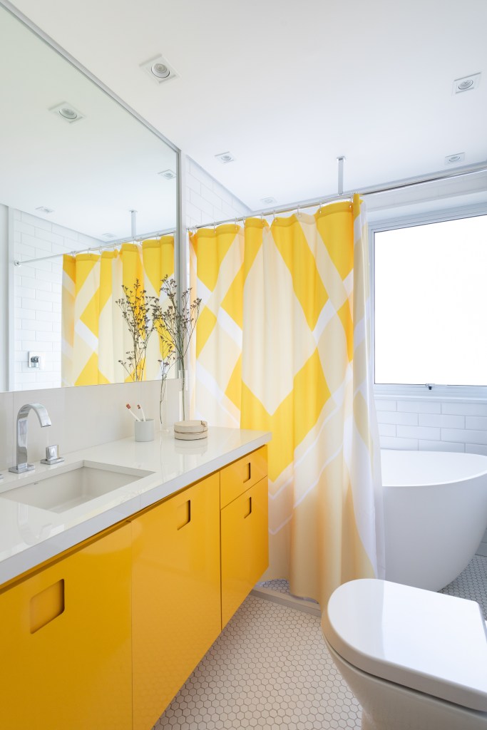 decoracao-de-banheiro-com-amarelo-2