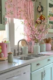 como-decorar-sua-cozinha-com-estilo-candy-color