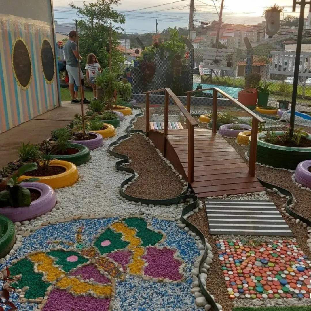Jardins sensoriais para crianças são ...