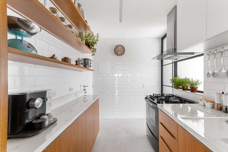 Cozinha minimalista foi pensada para ...