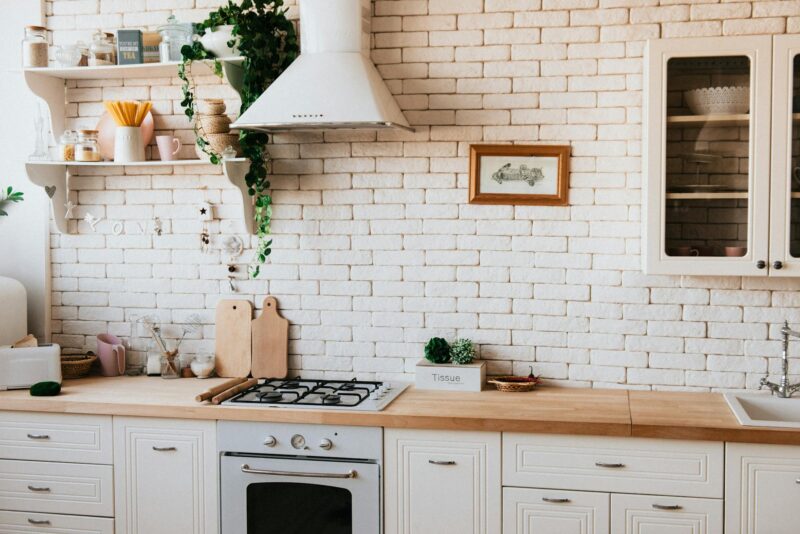 Como renovar a cozinha sem grandes reformas: dicas práticas e econômicas