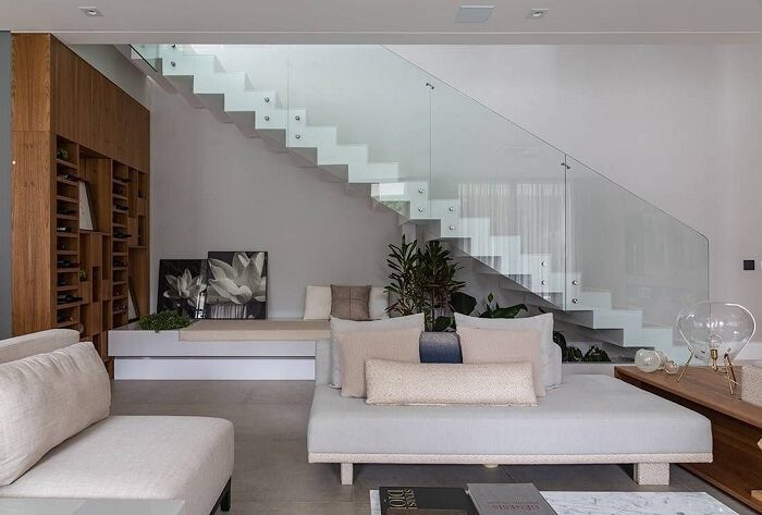 decoracao-de-sala-com-escada