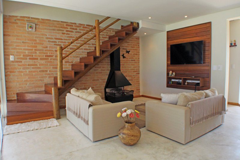 decoracao-de-sala-com-escada