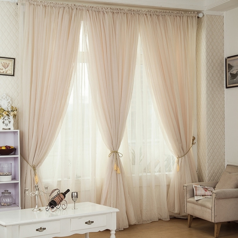 Cortinas com Voil: Delicadeza e Movimento para um Toque Romântico - ideia