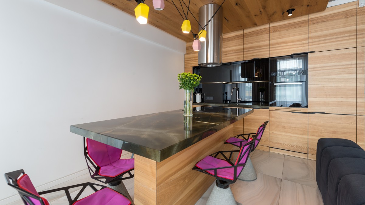 Bancada de Madeira Rústica: Um Toque Natural e Acolhedor - ideia