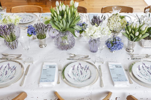 Batizado Azul Sereno: Decoração com Tecidos e Adornos Temáticos - detalhe