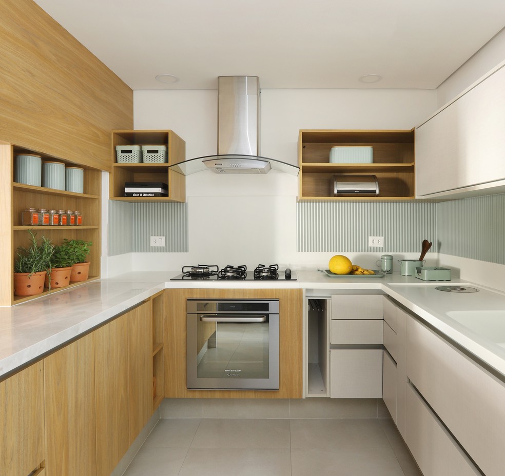 Cozinha Compacta e Funcional: Soluções Inteligentes com Armários Modulares - detalhe
