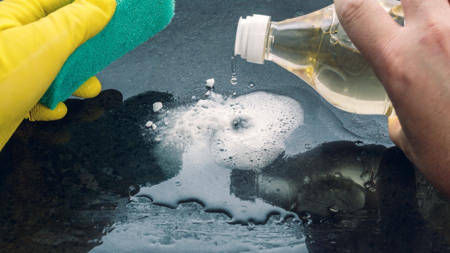 Com Vinagre Branco: Desinfete, desengordure e dê brilho! - ideia