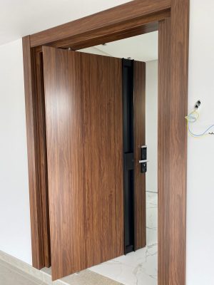 Porta com Puxador Inusitado: Design que Surpreende - ideia