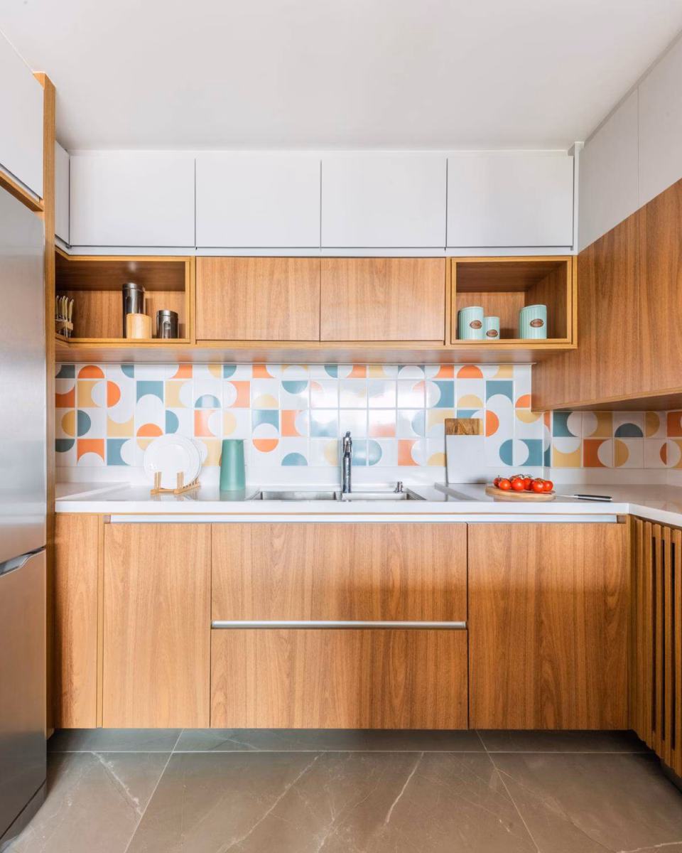 Reforma com Azulejos Coloridos: Alegria e Vibrância para sua Cozinha - inspiração