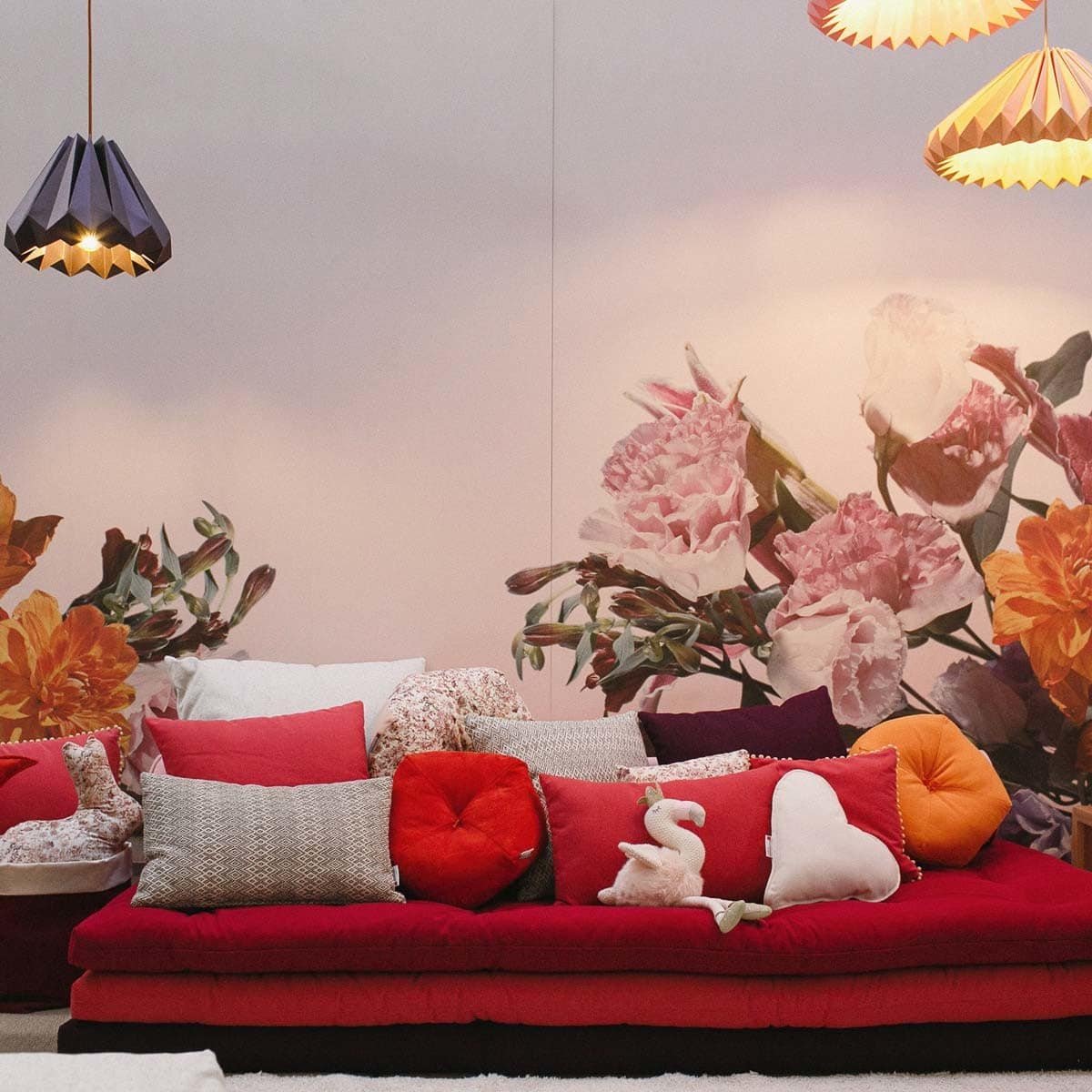 Sofá Futon Colorido em Estilo Boho: Despojado e Cheio de Personalidade! - detalhe