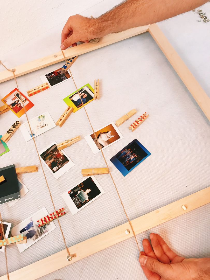 Galeria de Quadros com Fotos Polaroid: Reviva Memórias com Estilo - ideia