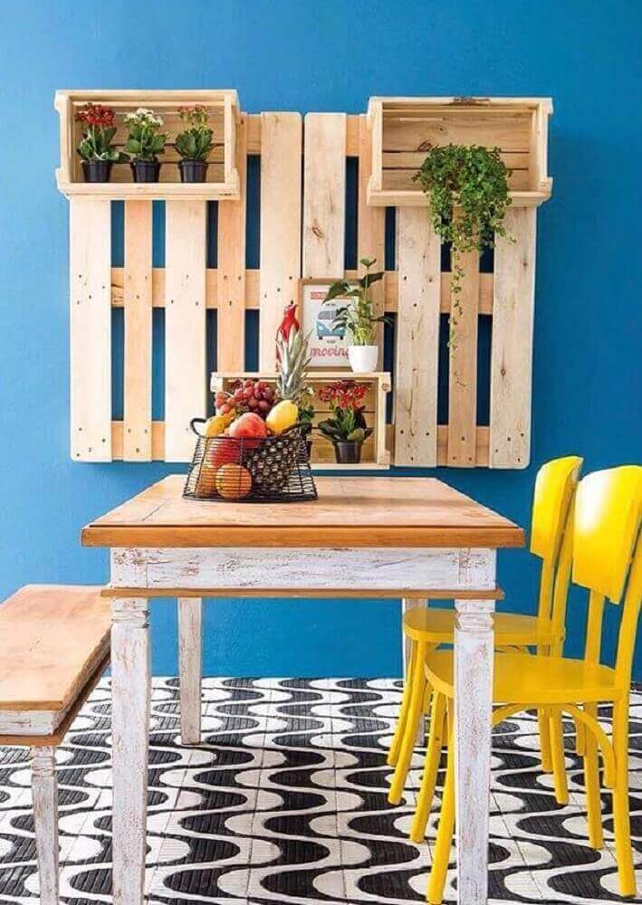 Pallets Pintados com Chalk Paint: Efeito Vintage e Charmoso - detalhe