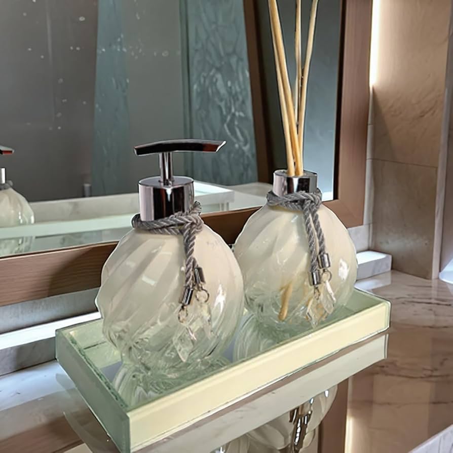 Kit Banheiro com Bandeja Espelhada: Glamour Refinado - ideia