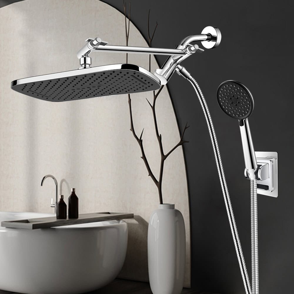 Com Chuveiro Grande e Cromado para um Spa em Casa - inspiração