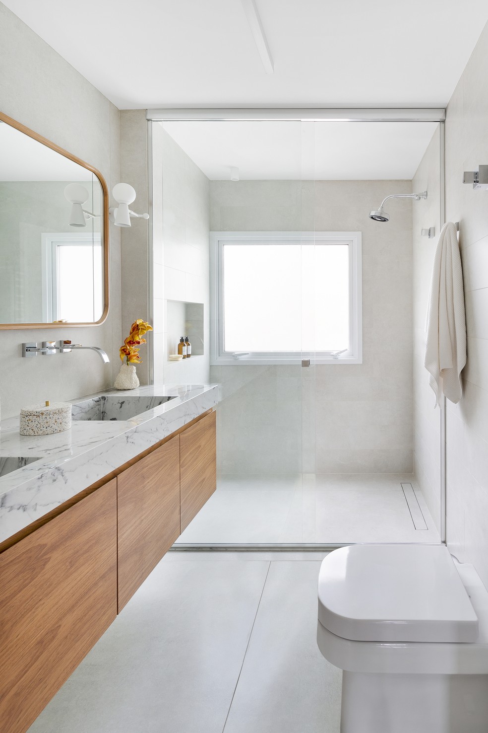 Em Banheiros Pequenos Onde Cada Centímetro Importa - inspiração