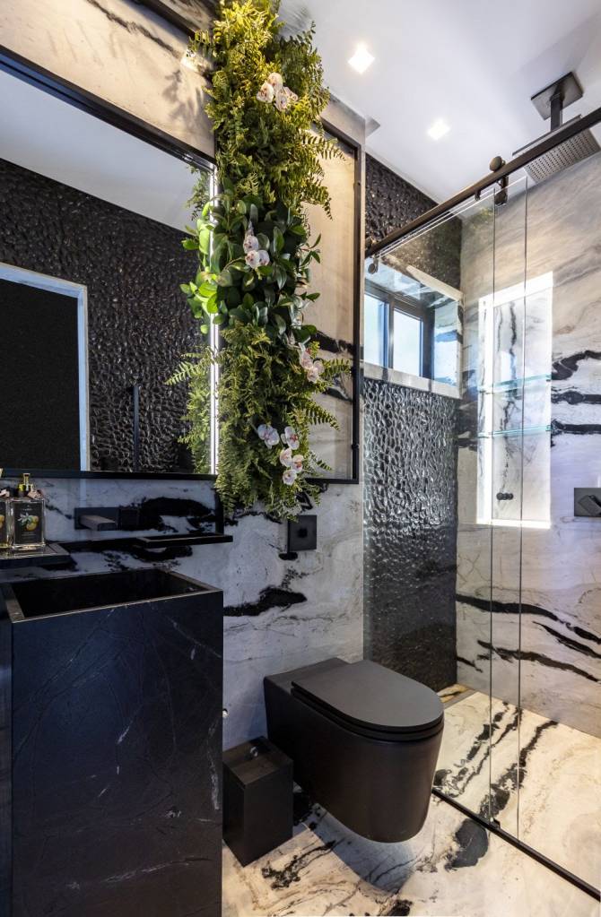 Com Plantas: Natureza Vibrante no Seu Banheiro - inspiração