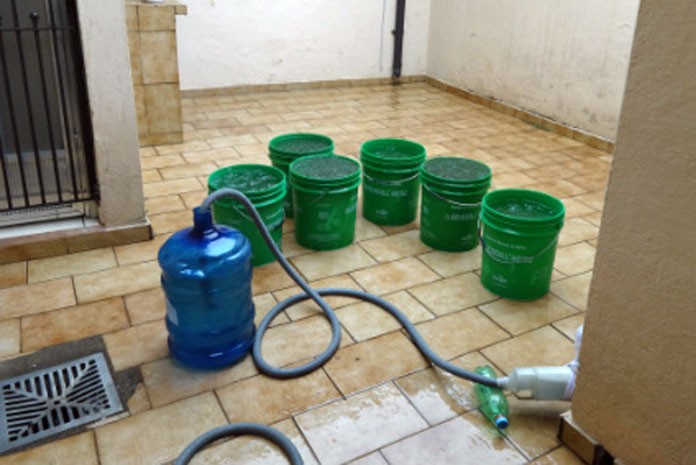 Sistema 'First Flush' DIY com Garrafas PET - ideia