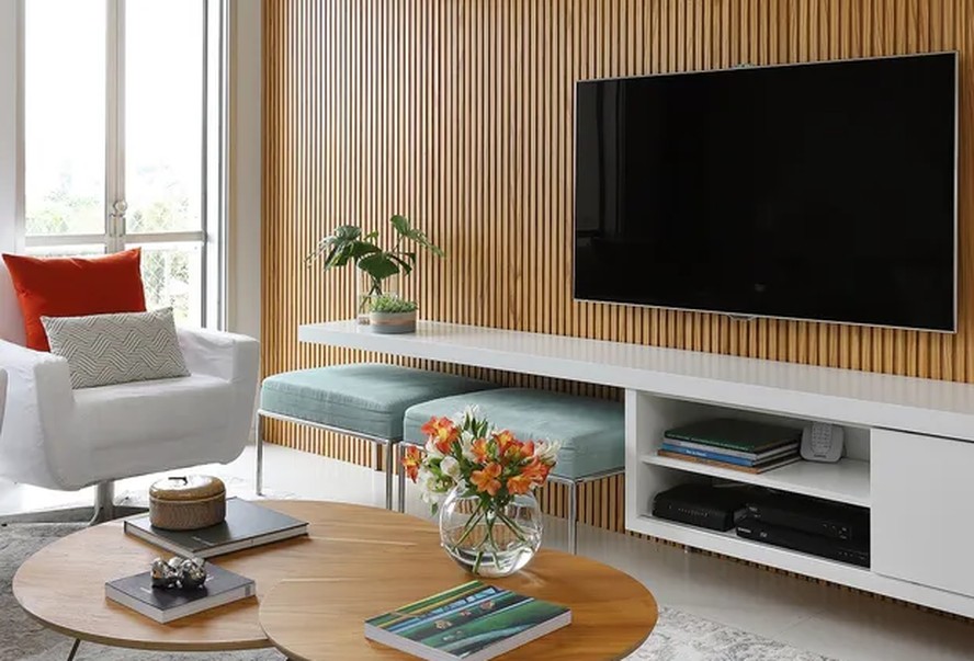 Painel Ripado Iluminado: Elegância e Fios 'Invisíveis' - ideia