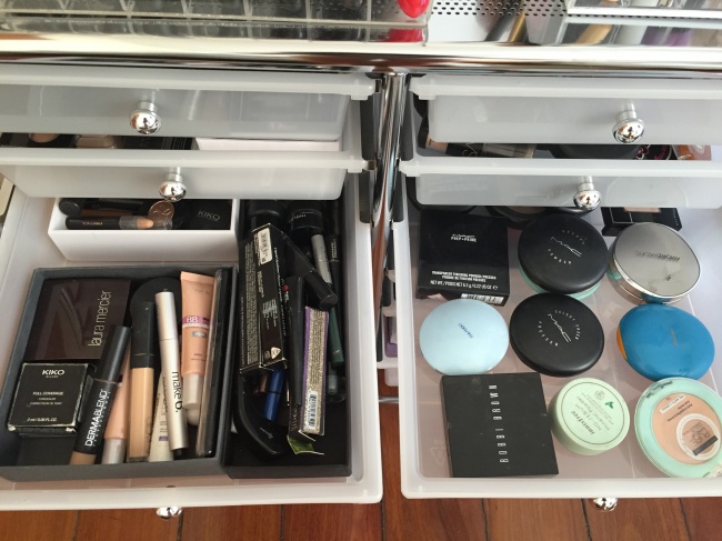 Em Carrinhos Bar Multifuncionais: Flexibilidade e Estilo - ideia