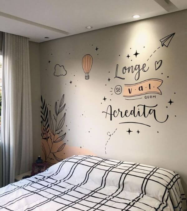 Quarto Criativo com Parede de Lousa para Desenhos e Recados - detalhe