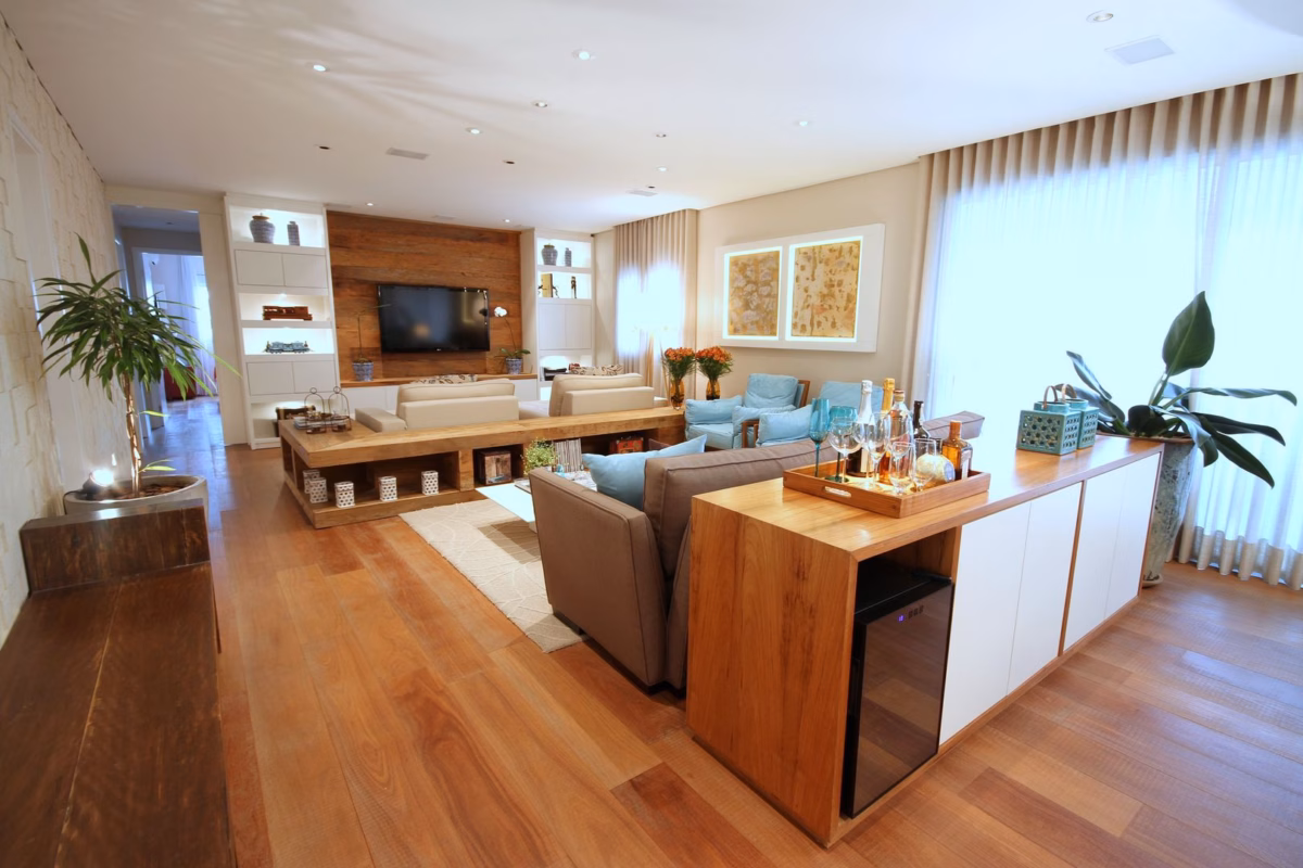 Com Piso de Madeira e Texturas Naturais - detalhe