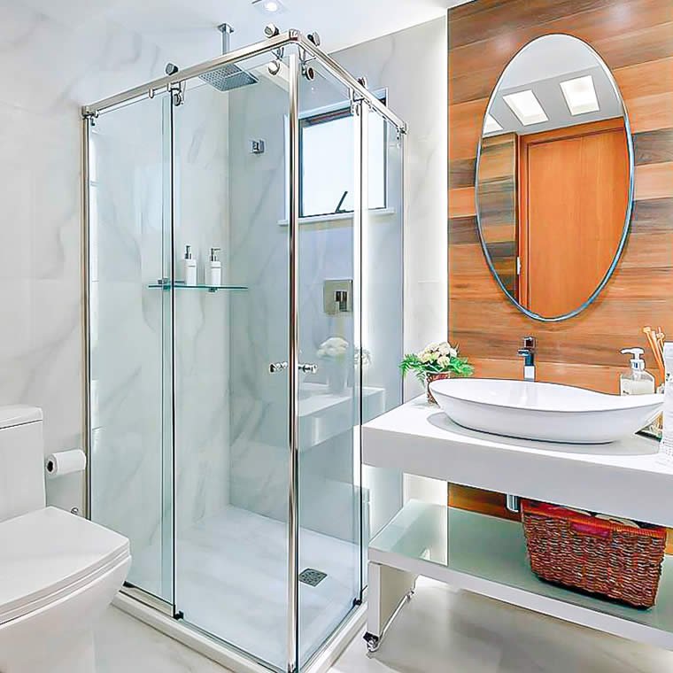 Box com Detalhes em Aço Inox: Durabilidade e Design Contemporâneo - ideia