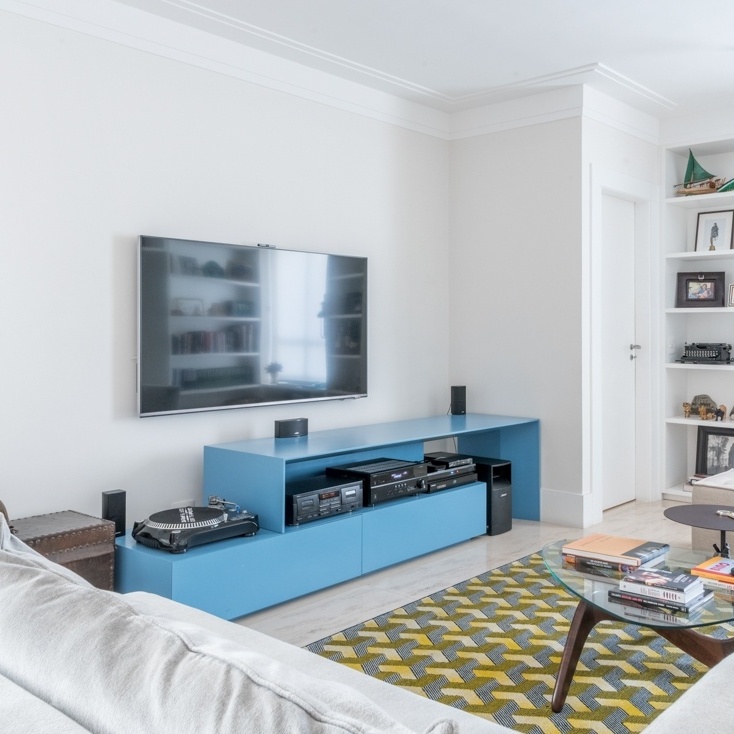 Nichos e Prateleiras Assimétricas: Organização e Disfarce - inspiração