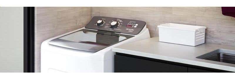 Truque de Vó: Sabão de Coco e Sol para Roupas Novas de Novo! - ideia