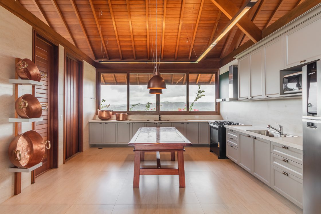 Com Detalhes em Madeira: Calor e Sofisticação - detalhe