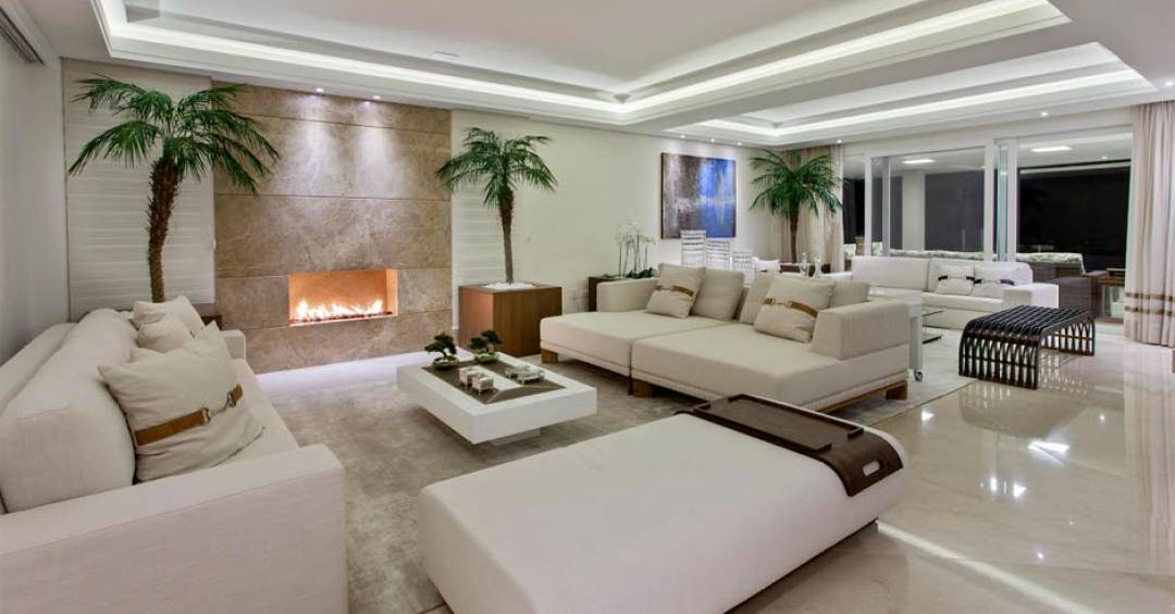 Sala de TV com Lareira Ecológica: Elegância e Conforto em um Só Lugar - ideia