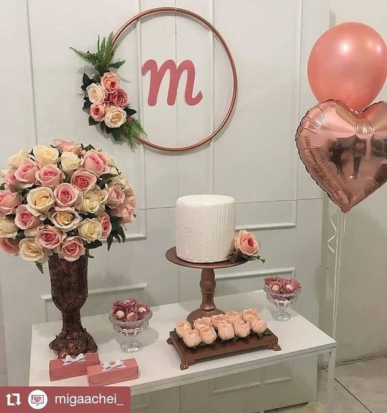 simples de aniversário em casa ...