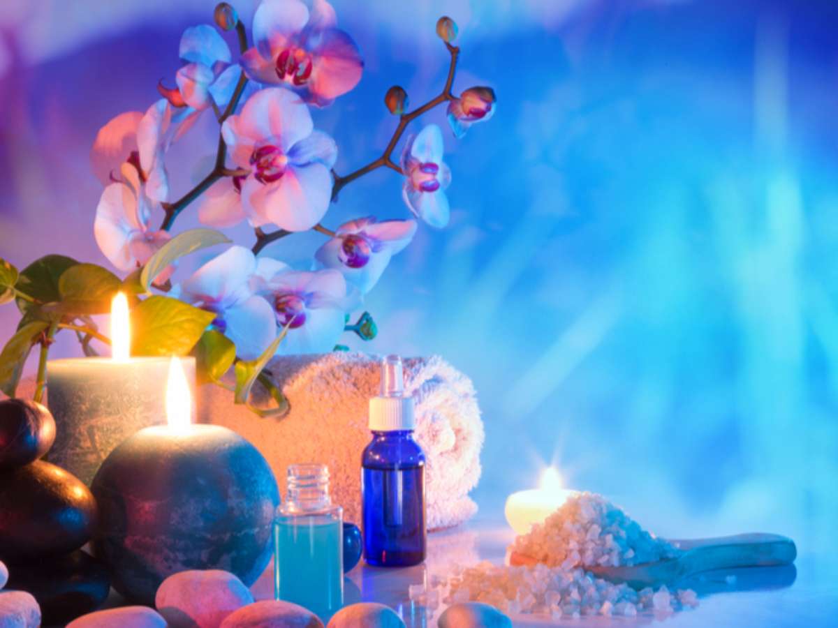 Banho de Cor: LEDs RGB no Box para Cromoterapia e Relaxamento - ideia