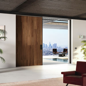 Porta Laqueada com Cor Vibrante: Modernidade e Ousadia - ideia