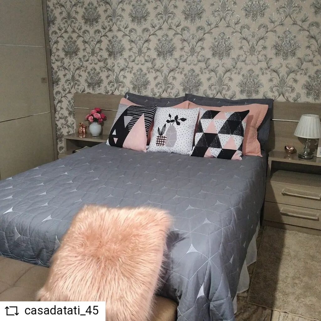 Cama Posta Moderna com Geometria e Cores Contrastantes - ideia