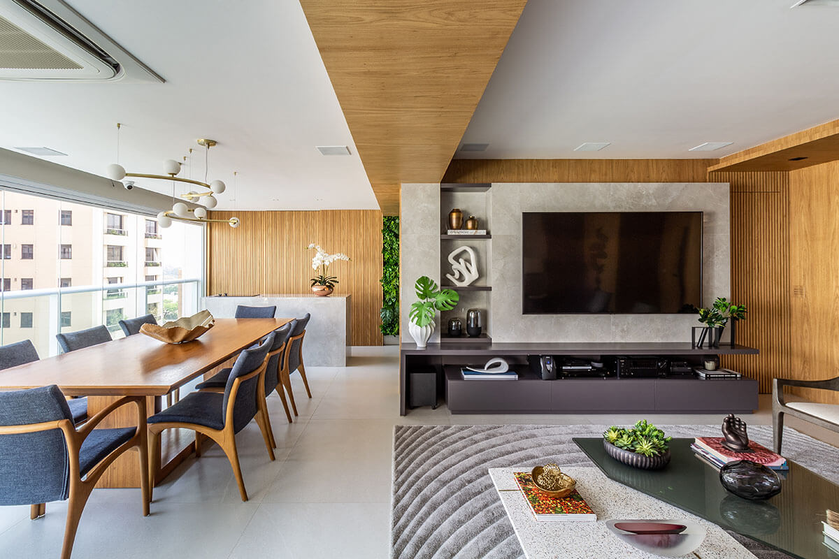 Integração Total: Sala de TV Integrada à Varanda Gourmet - inspiração