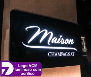 Fachada em ACM com Letreiros em LED: Visibilidade e Impacto Visual - ideia