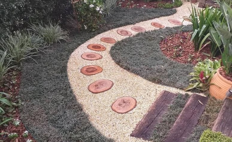 Em Espiral ao Redor de Árvores: Design Circular e Aconchegante - inspiração