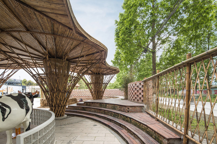 Divisórias de Bambu e Tecido: Leveza e Delimitação de Espaços - ideia