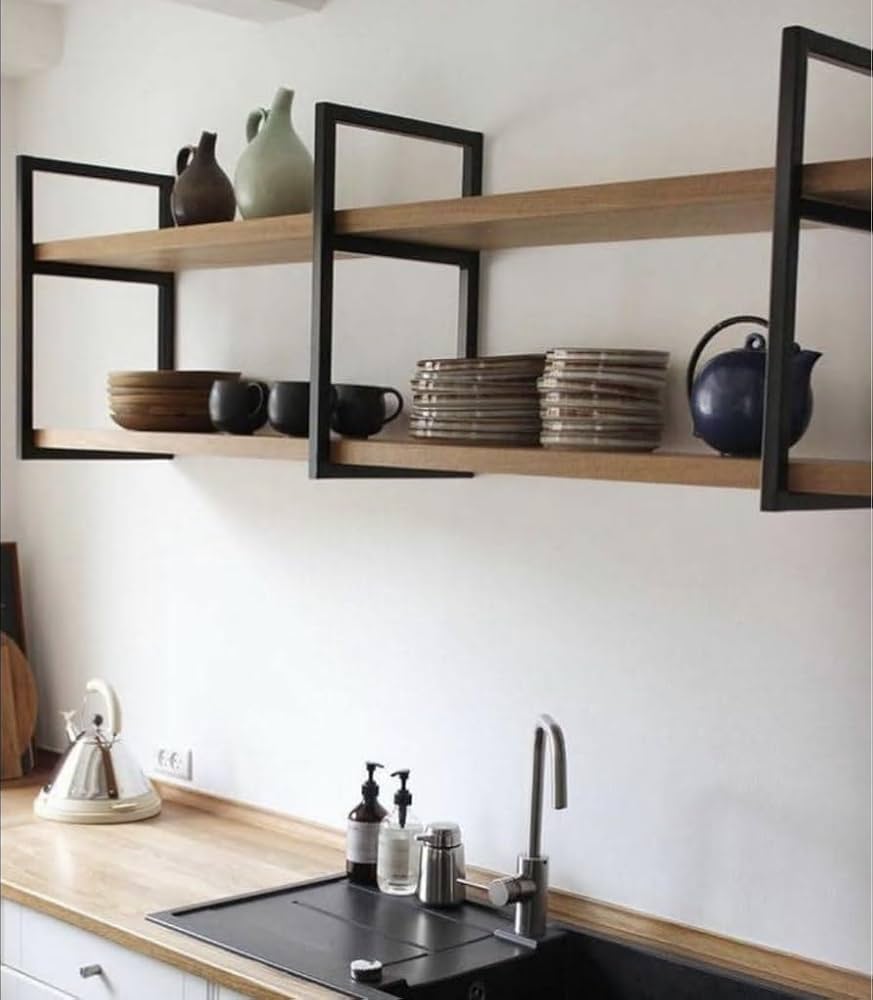 Prateleiras Industriais com Tubos de Cobre: Um Toque Urbano e Sofisticado - inspiração