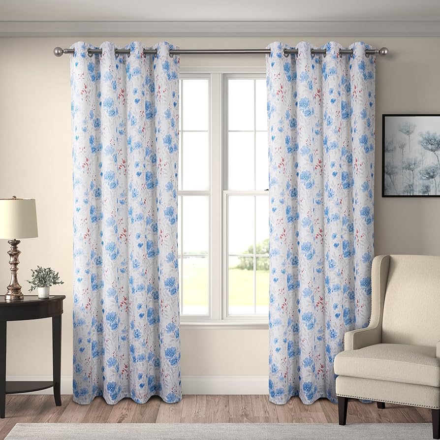 Cortinas de Linho Azul Pastel com Estampa Floral Delicada - ideia