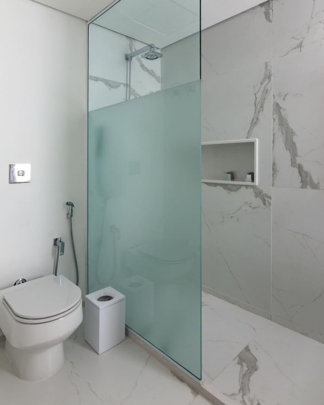 Box Aconchegante com Textura Jateada no Vidro - detalhe