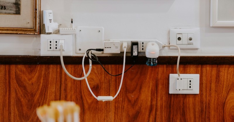 Nichos e Prateleiras Assimétricas: Organização e Disfarce - ideia