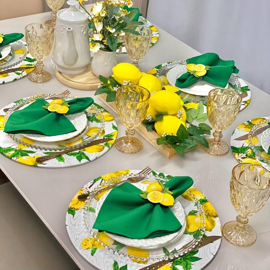 Com Luminárias Pendentes Coloridas: Luz e Alegria para Cozinhar - detalhe