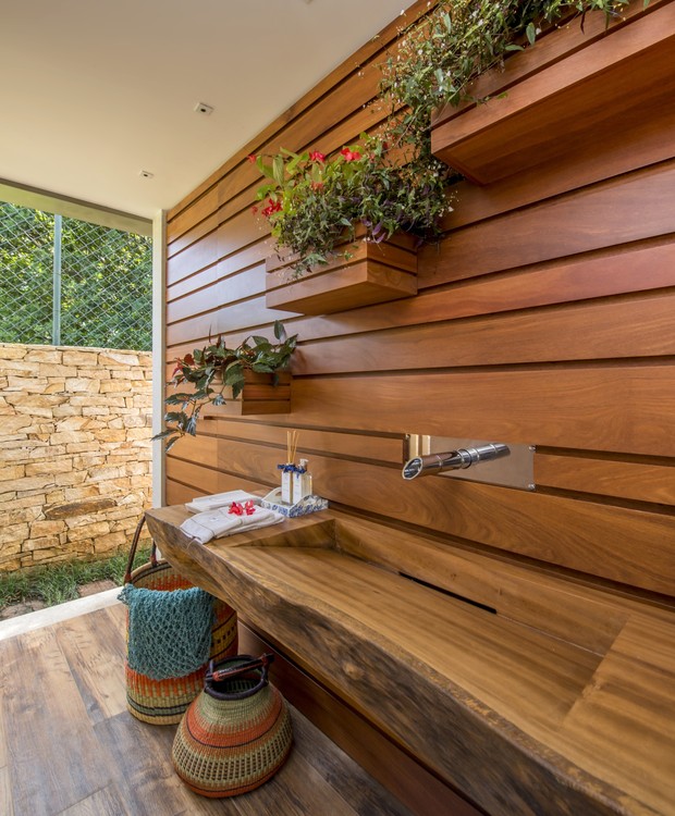 Painel de Madeira Demolição: Charme e Sustentabilidade - ideia