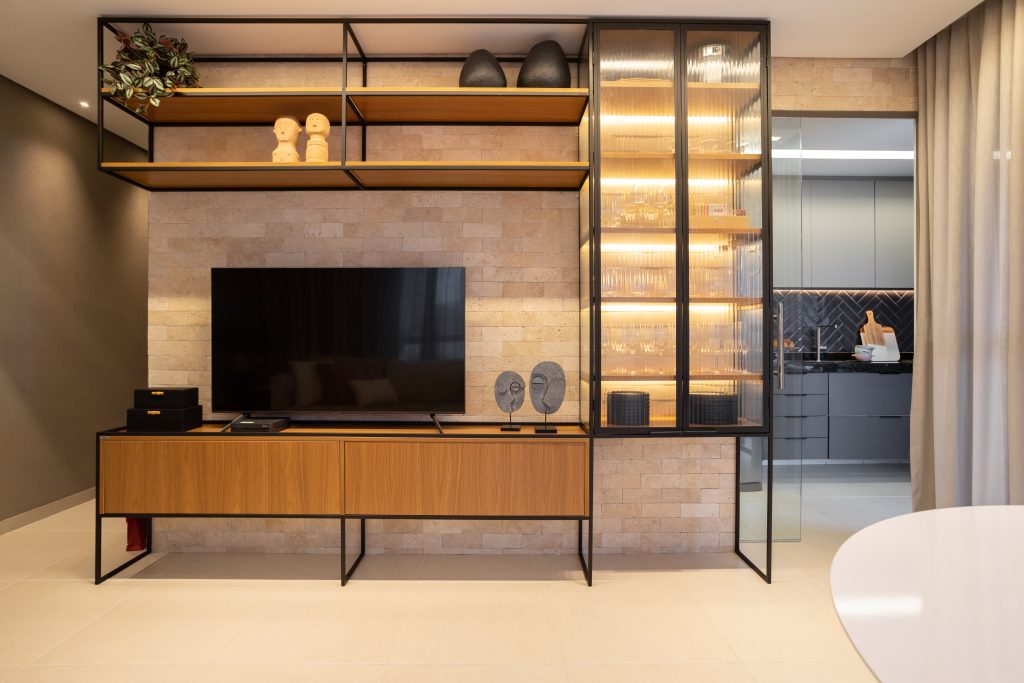 Estante Industrial com Detalhes em Cobre: Toque urbano e sofisticado! - inspiração