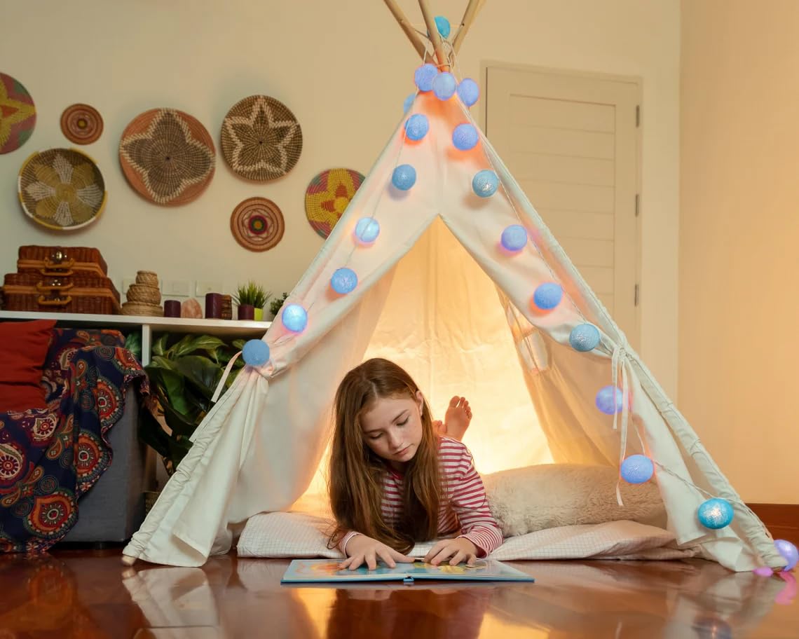Luzes e Fantasia: Quarto Infantil Iluminado com Cordão de Bolinhas - ideia